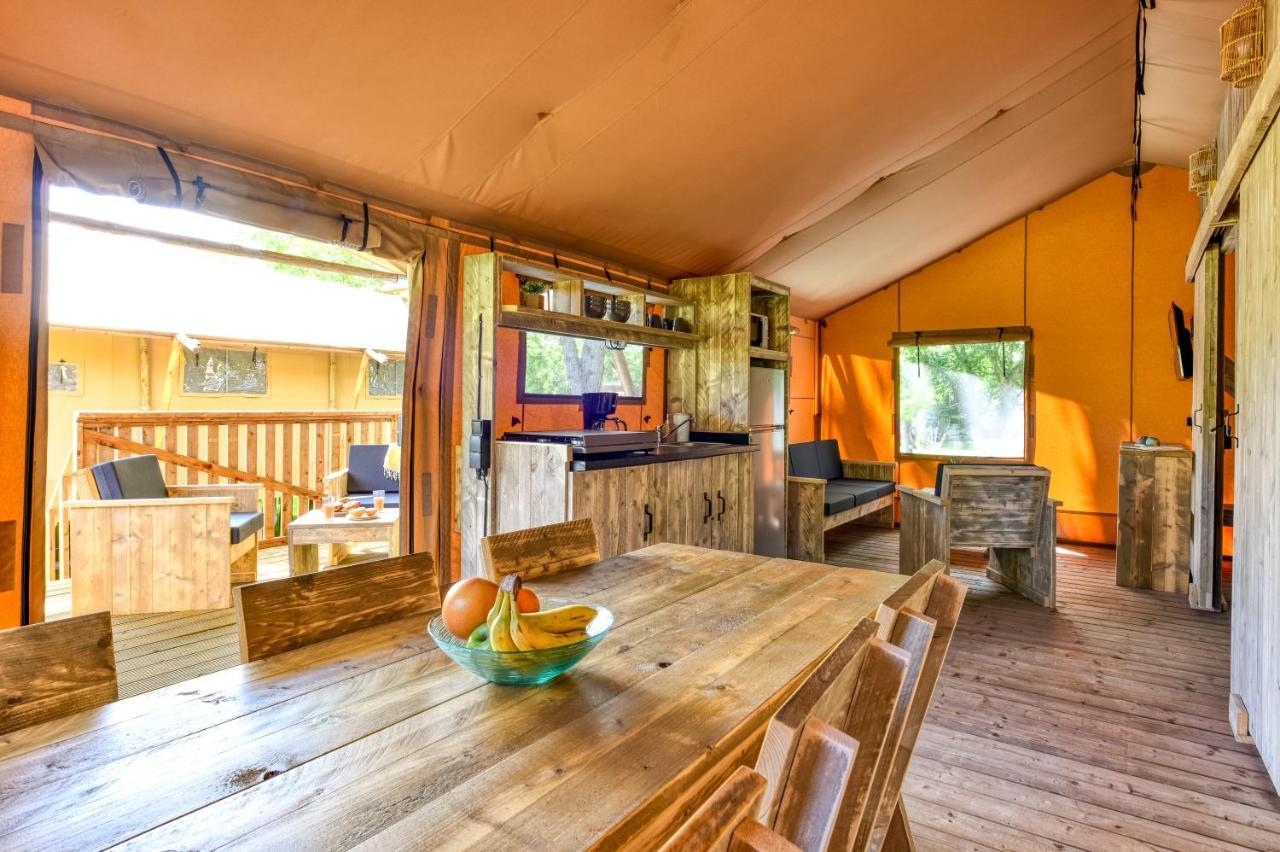 Camping Maeva Escapades Millau Plage Extérieur photo